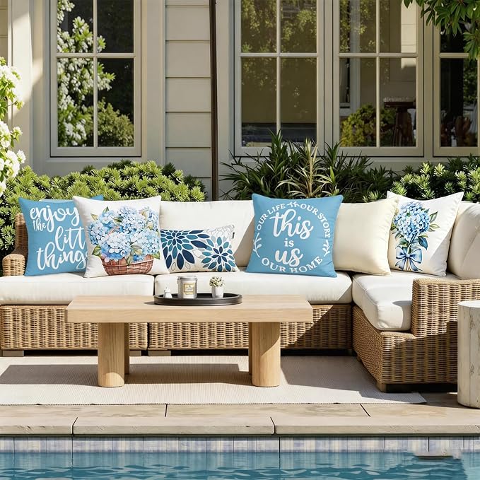 Outdoor Pillow Covers 18x18 Inch Set of 4 Waterproof Blue Hydrangea Summer Outdoor Pillows for Patio Furniture Garden Bench Porch Balcony,Light Blue