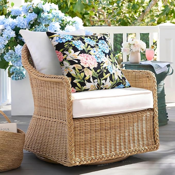 Merrycolor Pack of 2 Outdoor Waterproof Throw Pillow Covers 18x18 Summer Blue Pink Hydrangea Floral Decorative Square Pillowcase Outdoor Pillow Covers for Patio Furniture Garden