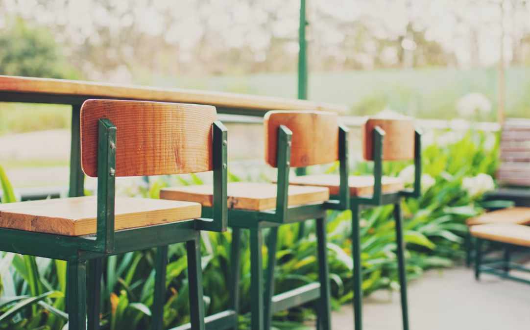How to Choose the Perfect Patio Bar Stool