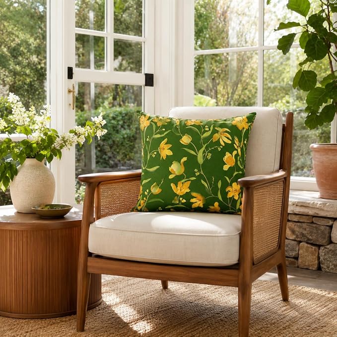 Outdoor Throw Pillows 18×18 Inch Pack of 2 Waterproof Decorative Patio Pillows with Inserts, Square Pillows for Garden Couch Sofa and Patio Furniture