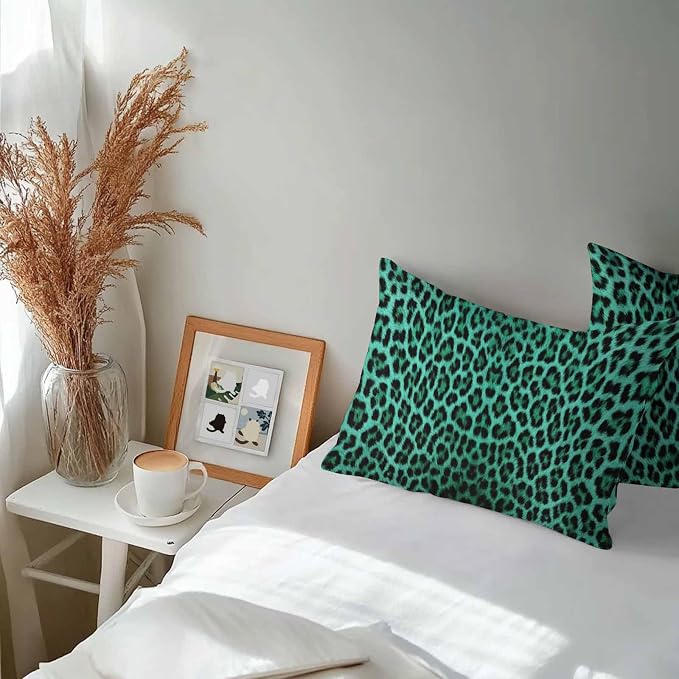 Vandarllin Outdoor Throw Pillows Covers 20x12 inch Set of 2 Waterproof Green Leopard Print Decorative Zippered Cushion Covers for Patio Furniture, Retro Animal Fur Pattern Lumbar Pillowcases