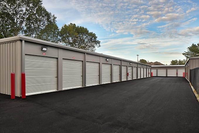 Lithonia Lighting 17" LED Wall Pack Outdoor Light, Dusk to Dawn Photocell | Bronze Outdoor Light Fixture, 3000K/4000K/5000K CCT, Adjustable Lumens, UVOLT (TWR2 LED ALO SWW2 UVOLT PE DDBTXD)