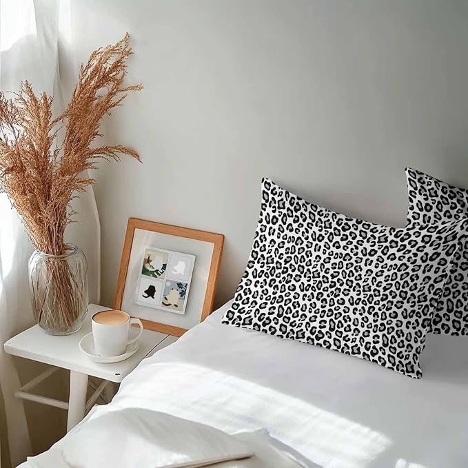 Vandarllin Outdoor Throw Pillows Covers 20x12 inch Set of 2 Waterproof Black Leopard Print Decorative Zippered Cushion Covers for Patio Furniture, Luxury Animal Fur Pattern Lumbar Pillowcases