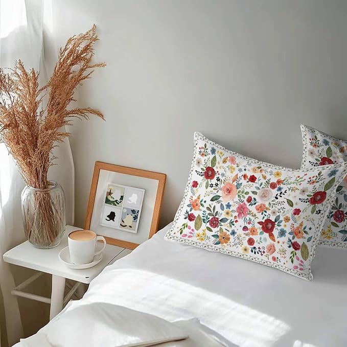 Vandarllin Outdoor Throw Pillows Covers 20x12 inch Set of 2 Waterproof Cream Floral Decorative Zippered Cushion Covers for Patio Furniture, Farmhouse Vintage Flower Lumbar Pillowcases