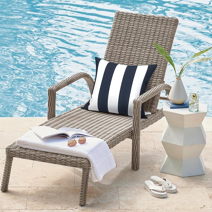 DYTXIII Pack of 2 Waterproof Outdoor Pillow with Inserts, 18x18 Square Patio Decorative Throw Pillow for Home,Sofa,Bench and Patio Furniture,Cabana Navy
