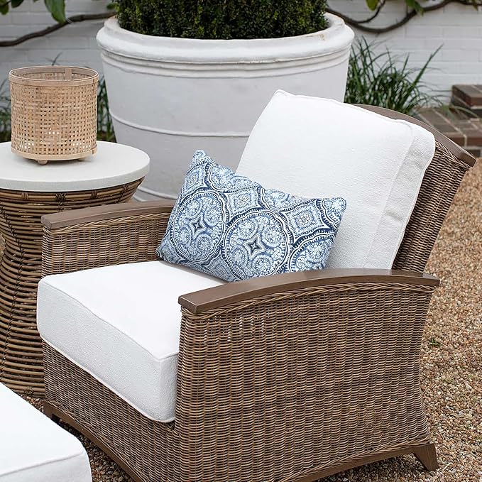 Outdoor Lumbar Pillows 12x20 inch, Rectangle Throw Pillows with Inserts, Decorative Lumbar Cushions for Patio Furniture Garden Couch Home Sofa Office Chair, Pack of 2,Medallion Blue