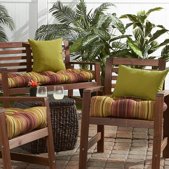 South Pine Porch Outdoor 19x12-inch Rectangle Accent Pillow (Set of 2), Kiwi