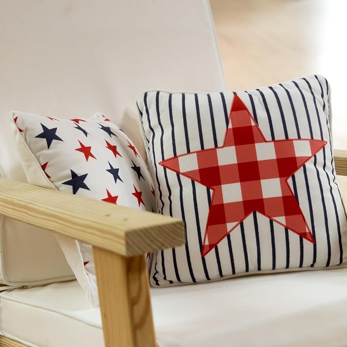 East Green 14 x 14 Square Outdoor Accent Pillow, Set of 2, Gingham Star