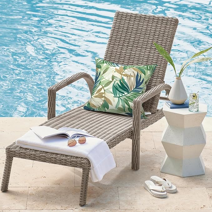 DYTXIII Pack of 2 Waterproof Outdoor Pillow with Inserts, 18x18 Square Patio Decorative Throw Pillow for Home,Sofa,Bench and Patio Furniture,Lush Leaf Green