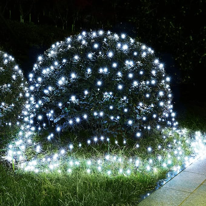 BlcTec Christmas Net Lights, 200 LED 8.4ft x 5.2ft Outdoor Christmas Lights with 8 Modes, Timer, Connectable, Waterproof Design for Trees, Bushes, Shrubs Yard Outdoor Xmas Decorations, Cool White
