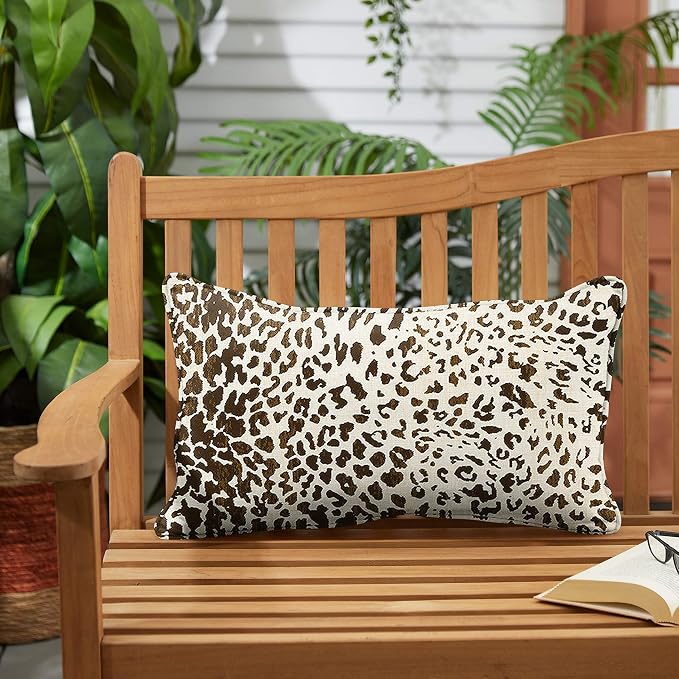 Sorra Home AMZ768021SP Indoor/Outdoor Pillow Set, 13 in x 20 in, Espresso Leopard